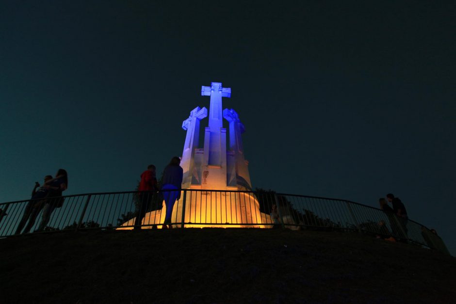 Vilnius nušvito Ukrainos vėliavos spalvomis