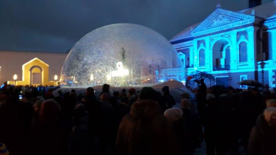 Eglių įžiebimo šventėje – magija ir sniegas