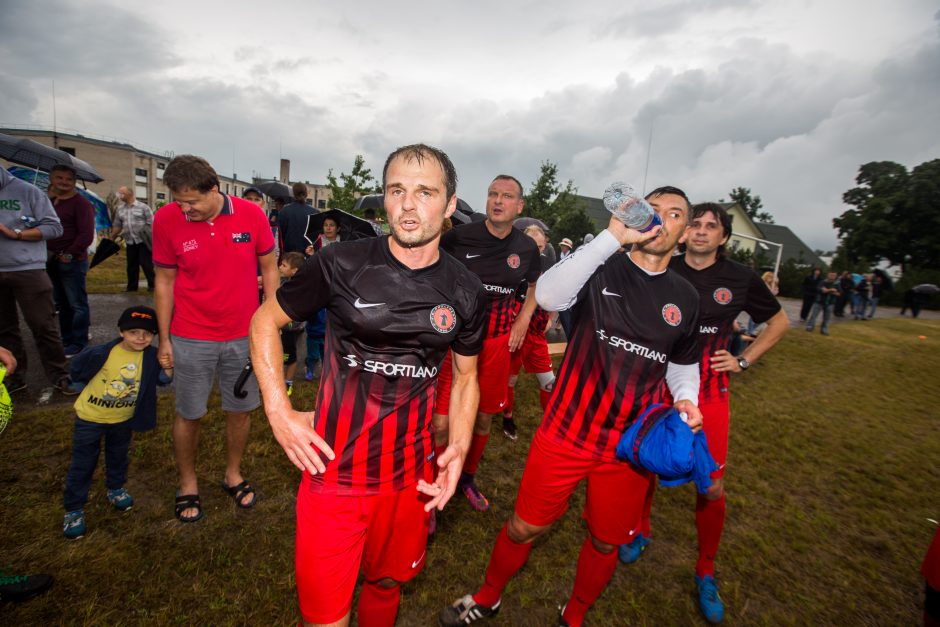 Žaidėjams „kalti golus“ linkėjęs V. Matijošaitis: Kaunas tikrai neabejingas futbolui