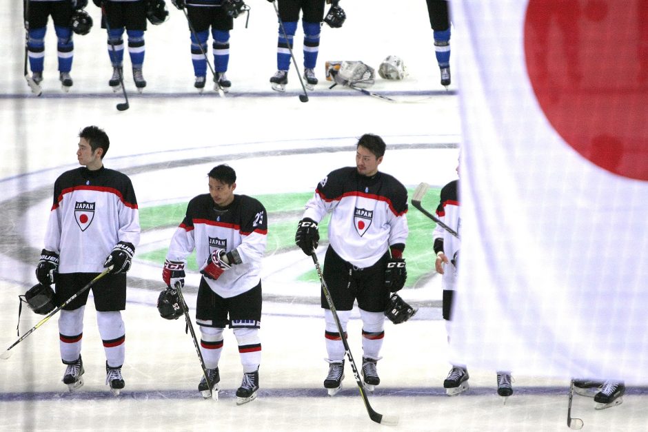 Pasaulio ledo ritulio čempionatas Kaune startavo estų staigmena