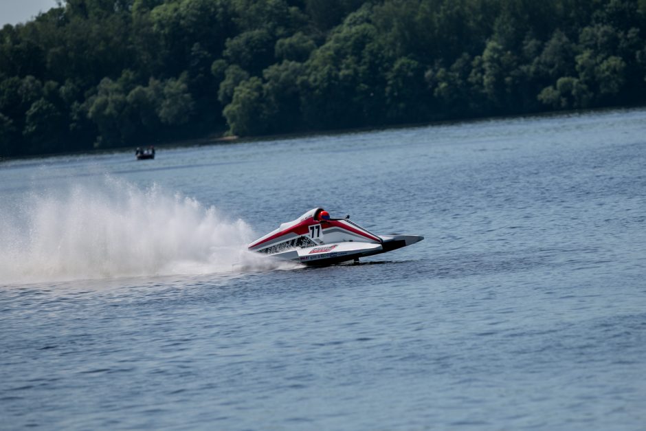 F2 vandens formulių lenktynės: E. Riabko aplenkė tik italas 