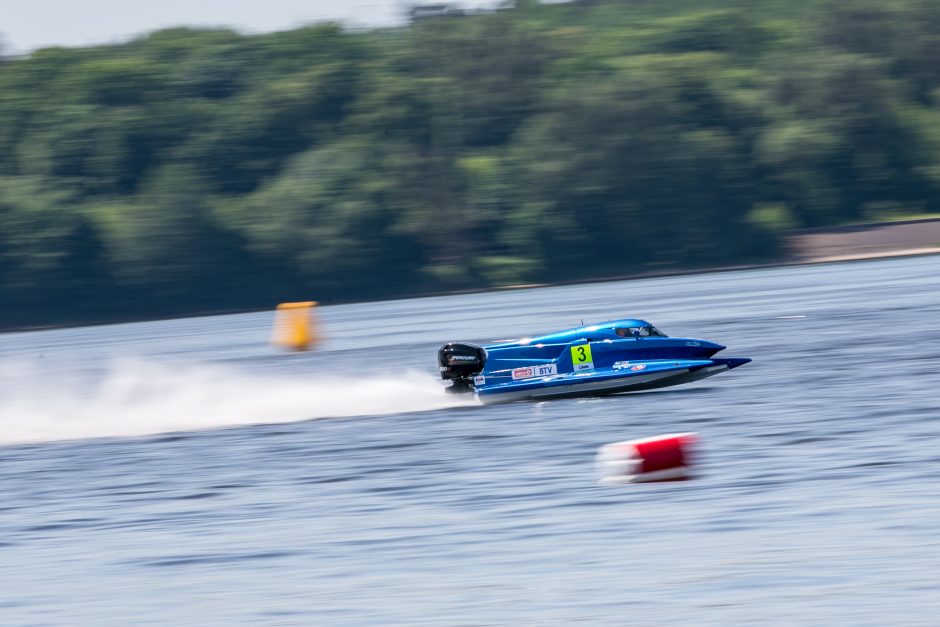 F2 vandens formulių lenktynės: E. Riabko aplenkė tik italas 