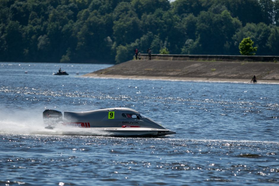 F2 vandens formulių lenktynės: E. Riabko aplenkė tik italas 