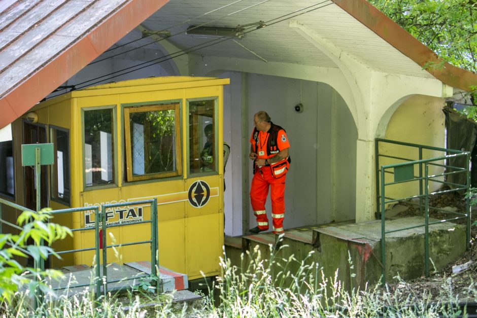 Aiškinsis, kas kaltas dėl Žaliakalnio funikulieriaus avarijos 