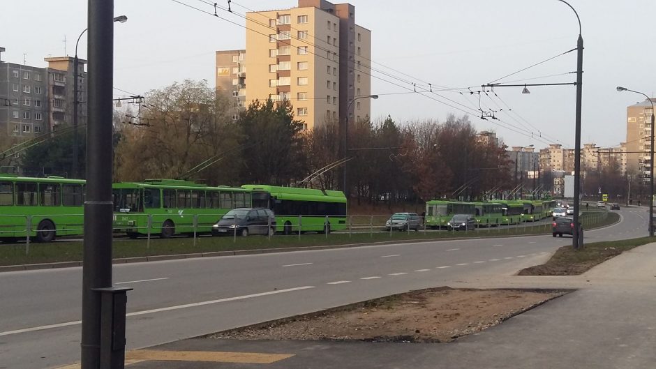 Kauno gatvėse stringa troleibusų eismas