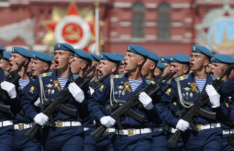 Maskvoje – tradicinis Pergalės dienos paradas