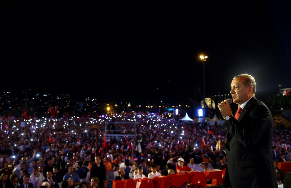 Turkija mini pirmąsias sužlugdyto perversmo metines