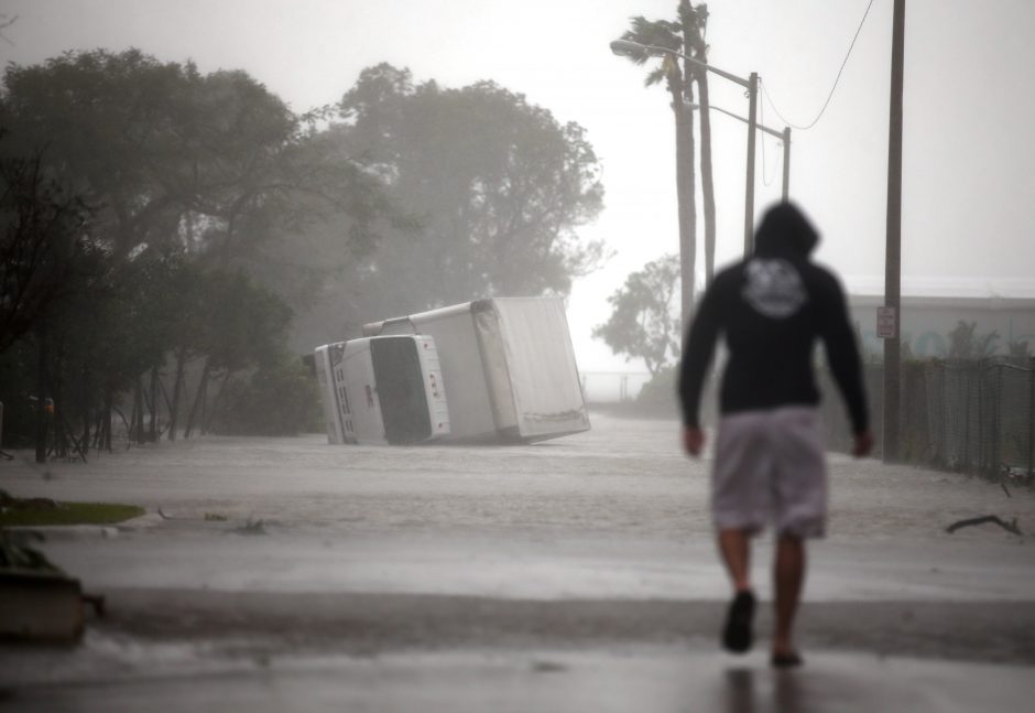 Pražūtingas uraganas „Irma“ Floridoje be elektros paliko milijonus gyventojų