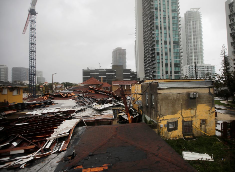 Nusilpęs uraganas „Irma“ Floridoje padarė didžiulių nuostolių