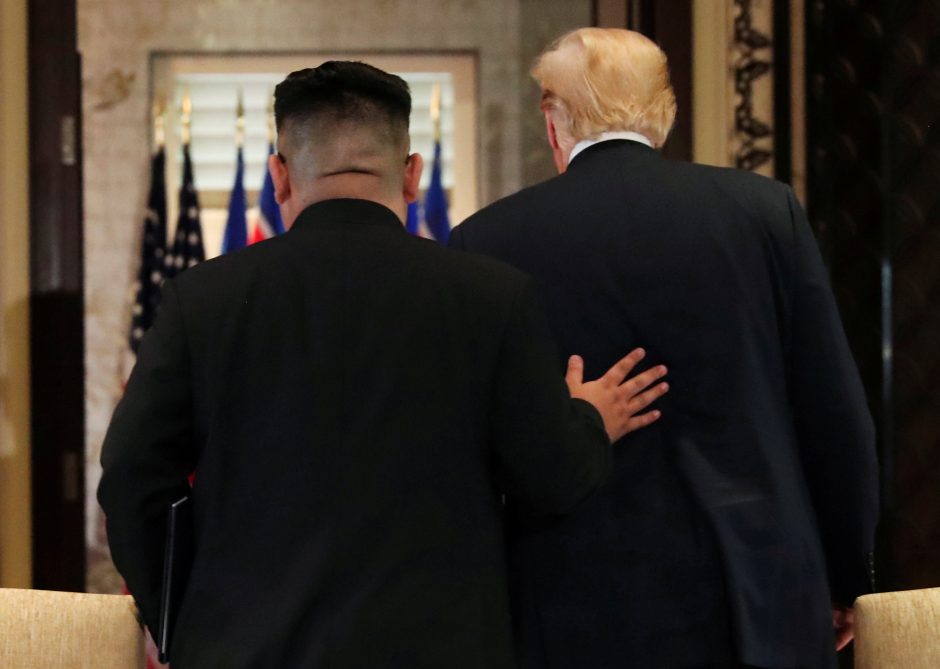 Kas įvyko per istorinį D. Trumpo ir Kim Jong Uno susitikimą?