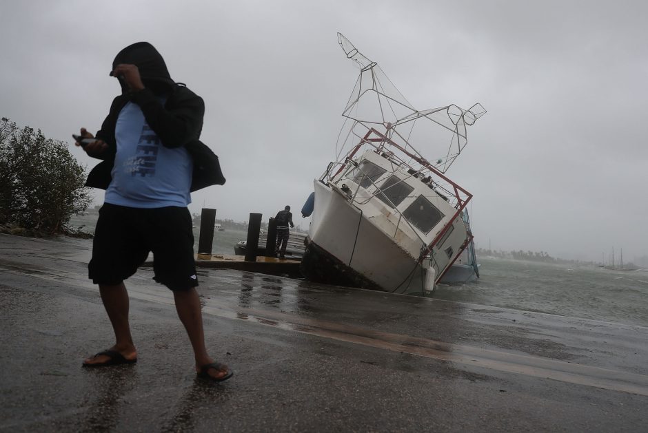 Nusilpęs uraganas „Irma“ Floridoje padarė didžiulių nuostolių