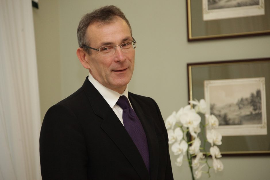 Buvęs ES komisaras taps Latvijos prezidento patarėju