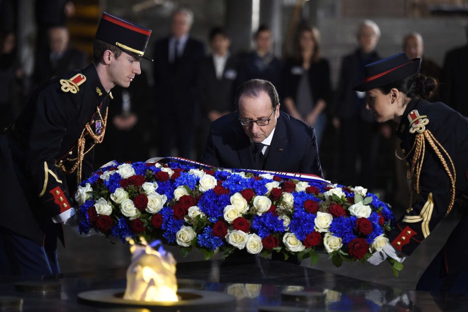 F. Hollande žada kovoti su kylančiu antisemitizmu Prancūzijoje