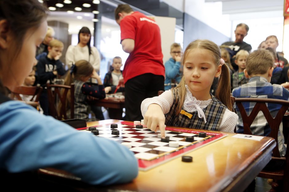 Šaškių turnyras mero taurei laimėti