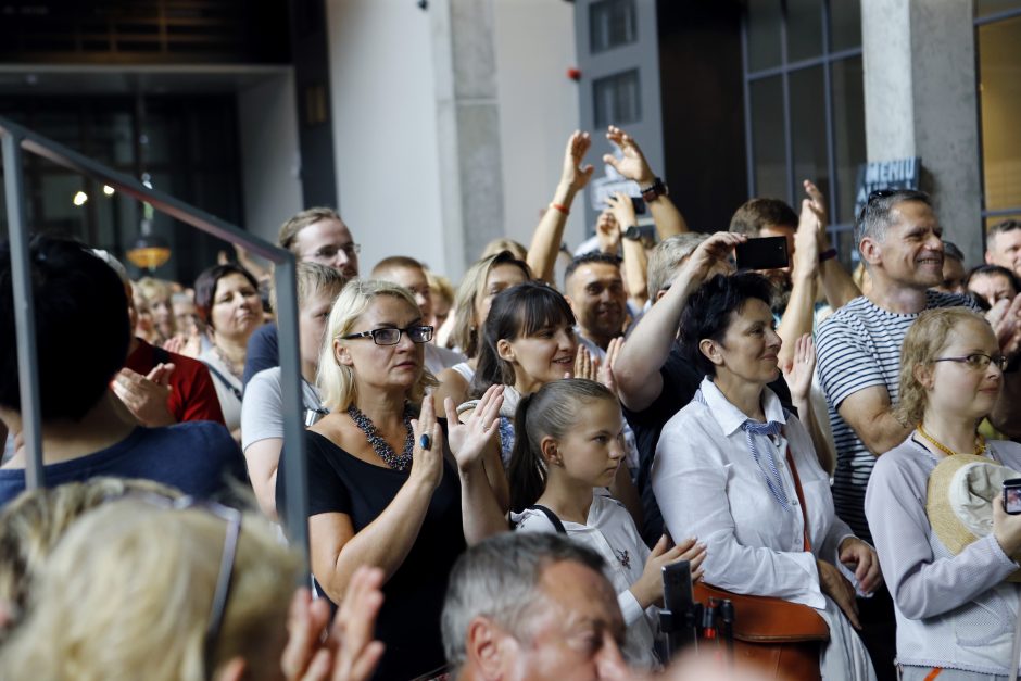 Japonų būgnai drebino Klaipėdą