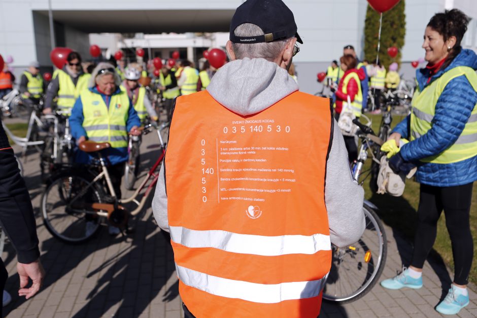 Nuo širdies ligų gydytojai ir jų pacientai spruko dviračiu