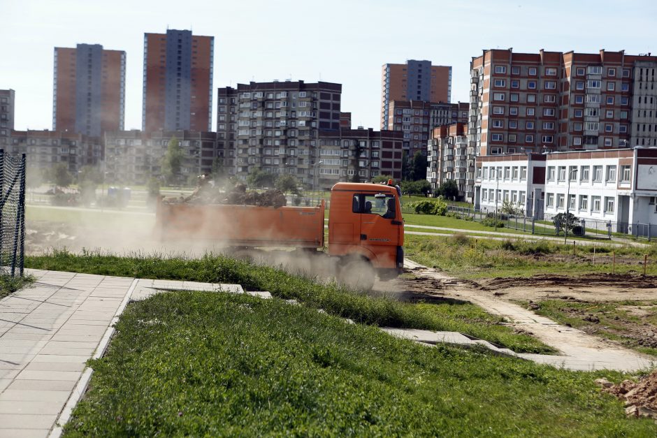 Sąjūdžio parke – darbų įkarštis