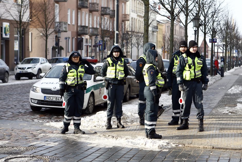 Kelių policininkus nustebino pažeidėjos paaiškinimas