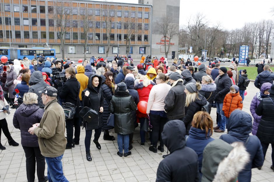 Klaipėdiečių protestas prieš vaikų paėmimą iš šeimų