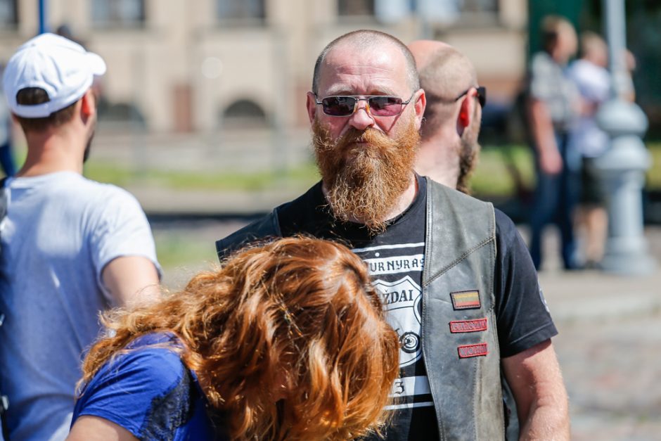 Atidengtas istorinis paminklas simbolizuos laisvę ir dovanos sėkmę