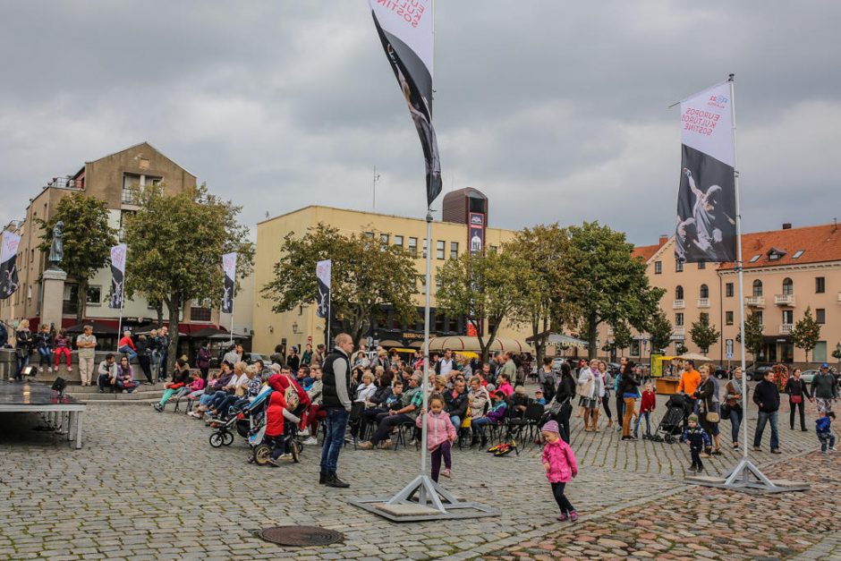 Klaipėdiečius sužavėjo įspūdingas cirko pasirodymas