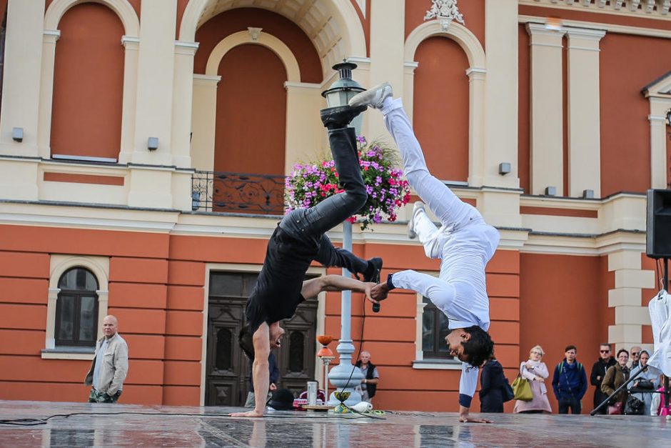 Klaipėdiečius sužavėjo įspūdingas cirko pasirodymas