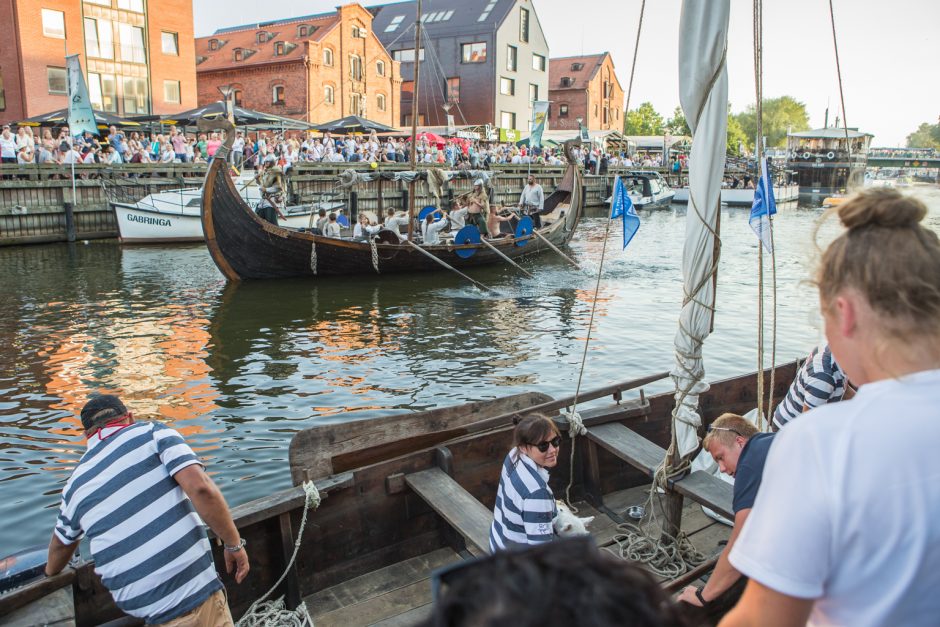 Klaipėda sveikino istorinių laivų flotilę