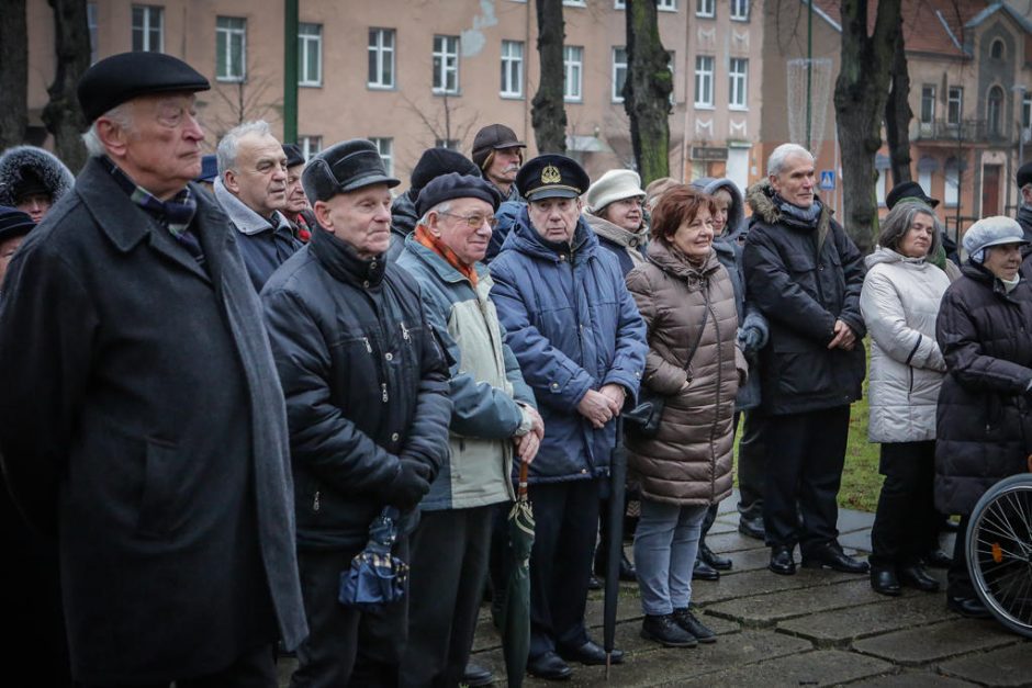 Klaipėdiečiai susibūrė paminėti K. Donelaičio gimtadienį