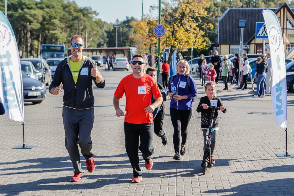 Šeimų šventė pajūryje – saulėta, sportiška ir rekordinė