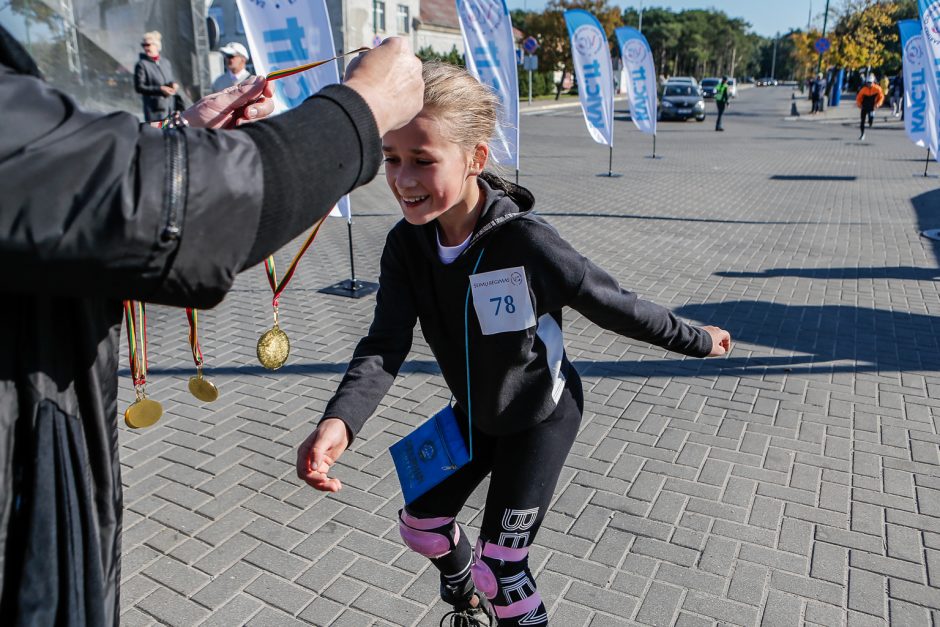 Šeimų šventė pajūryje – saulėta, sportiška ir rekordinė