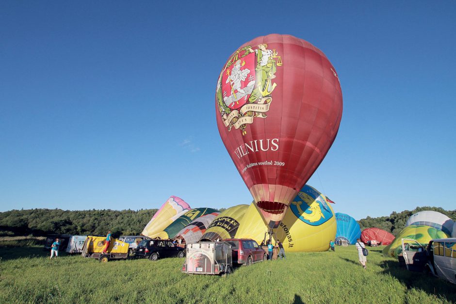 Su Klaipėdos dangumi atsisveikinę oro balionai grįš kitąmet