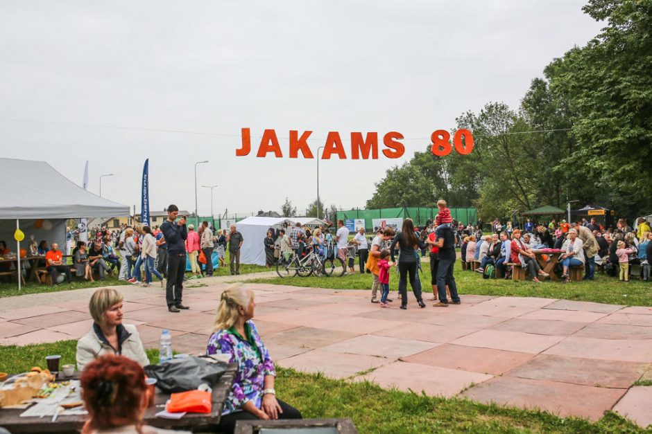 Jakų jubiliejuje – linksmos atrakcijos ir dovanos