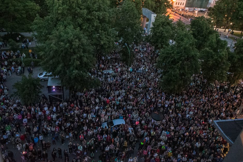 Klaipėdos muzikinio teatro šokėjai skraidė šokyje