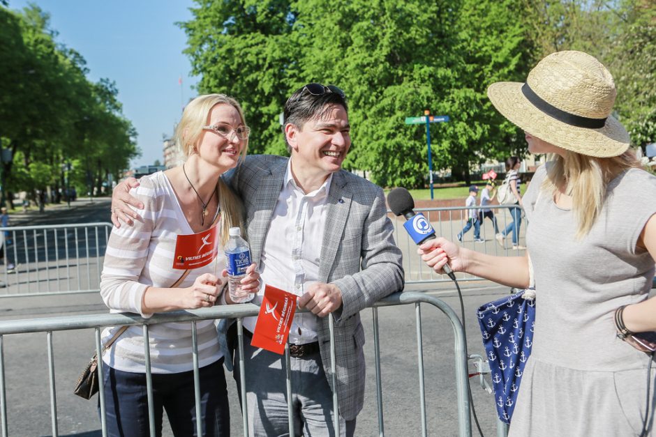 Klaipėdos gatves užtvindė vilties bėgikai