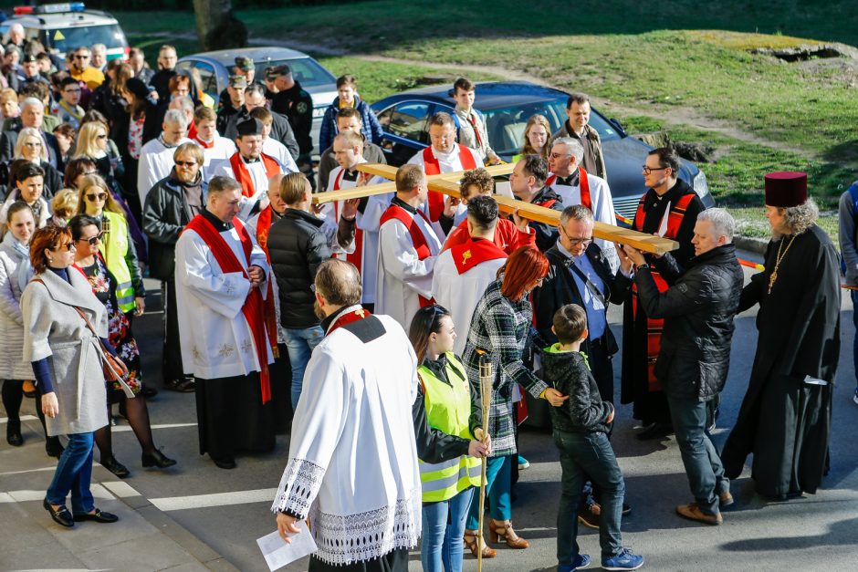 Šv. Kryžiaus kelias Klaipėdos miesto gatvėmis