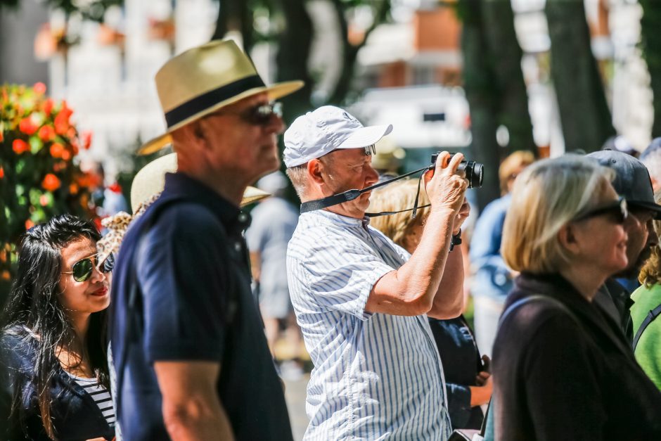 Prie „Žvejo“ paminklo sukosi šokėjai