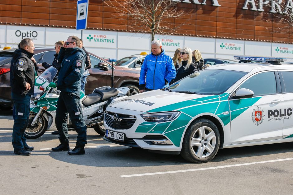 Saugaus eismo dieną – neblaivių vairuotojų „puokštė“