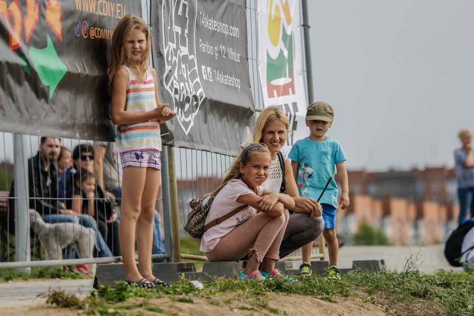 Klaipėdoje vyko pirmasis riedlenčių čempionatas