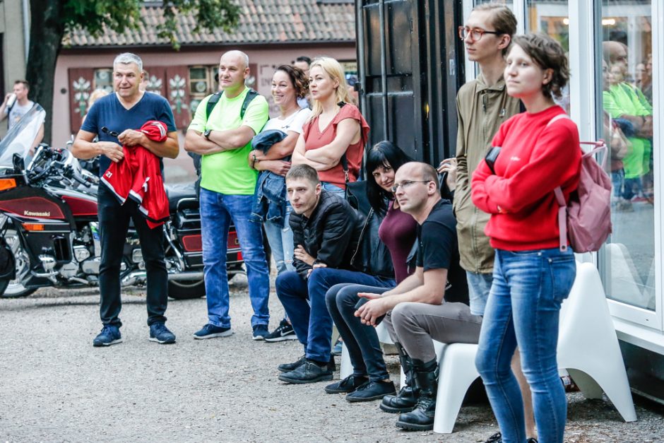 Klaipėdos senamiestį drebino variklių orkestras