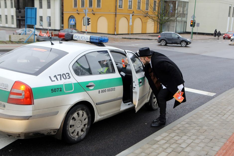 Mieste sumažėjo transporto spūstys