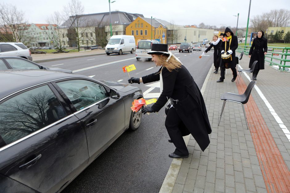 Mieste sumažėjo transporto spūstys