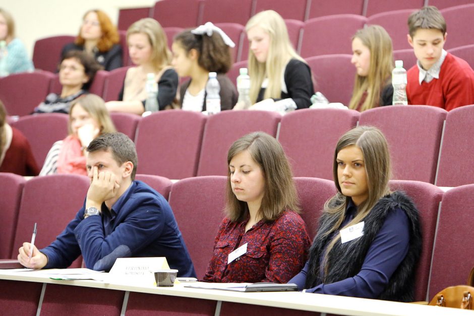 Moksleivių mokslinėje konferencijoje – apie toleranciją