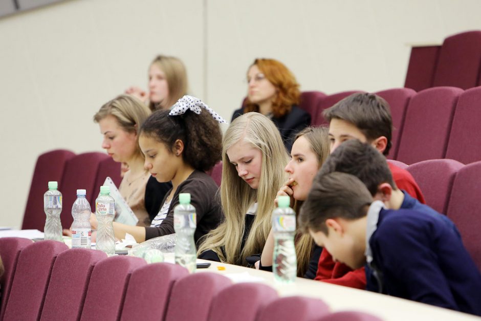 Moksleivių mokslinėje konferencijoje – apie toleranciją