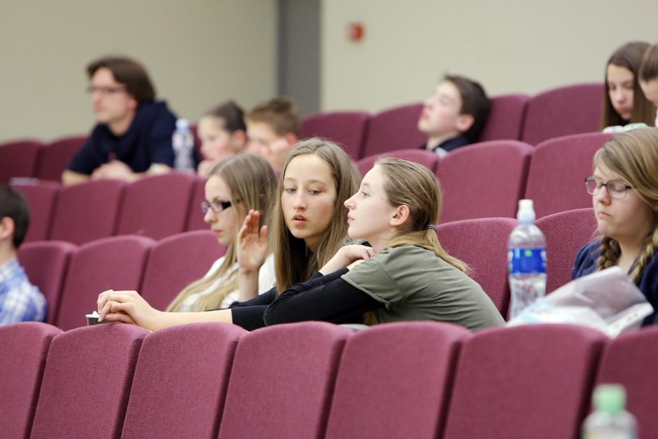 Moksleivių mokslinėje konferencijoje – apie toleranciją