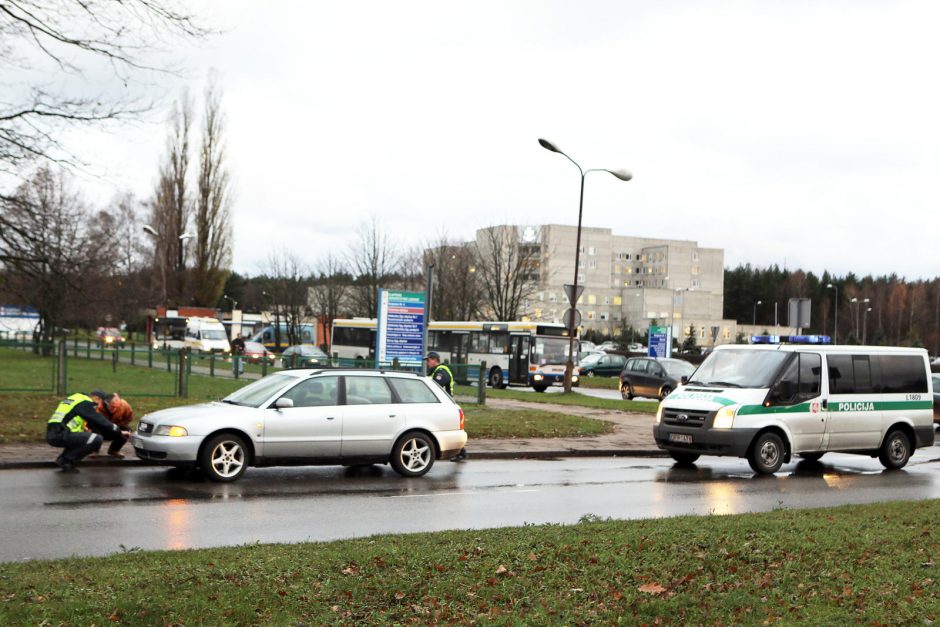 Klaipėdoje perėjoje antradienio rytą automobilis kliudė nėščią moterį (atnaujinta)