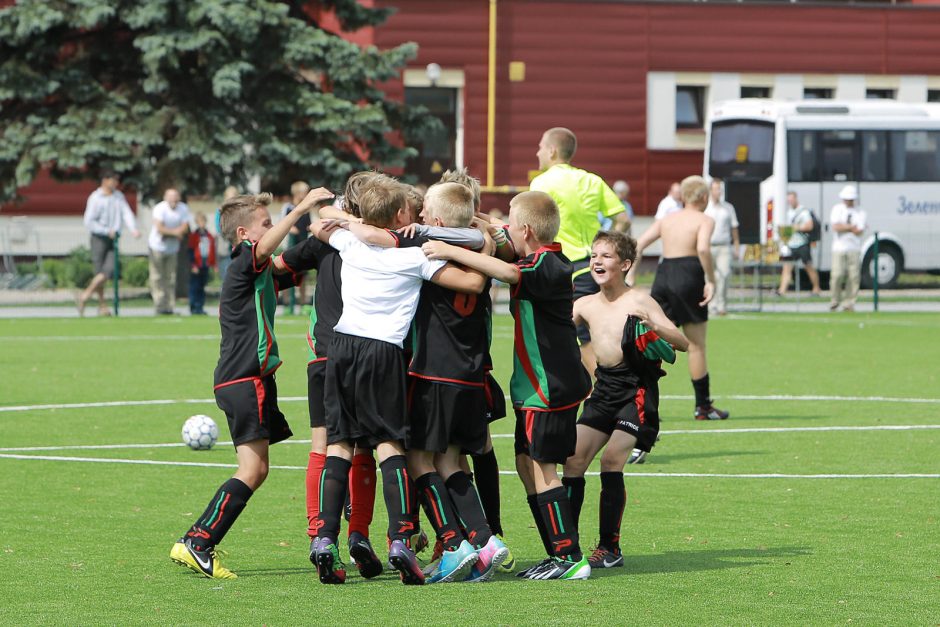 Futbolo mokyklos direktorių taurė liko Klaipėdoje