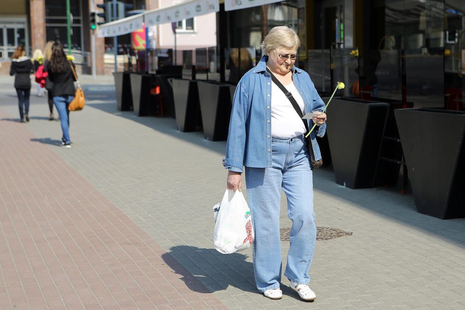 Onkologinių ligų prevencijai – narcizų dalijimo akcija