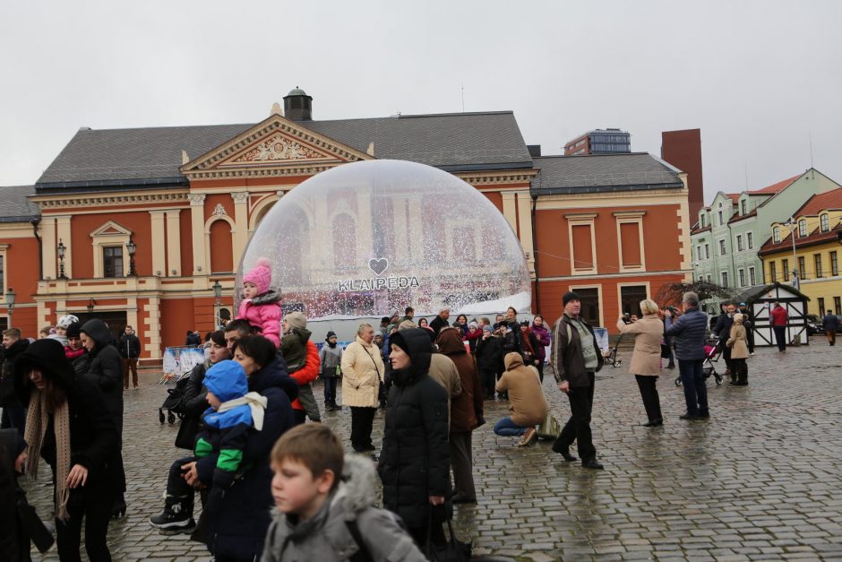 Kalėdų karavanas atvežė dovanų