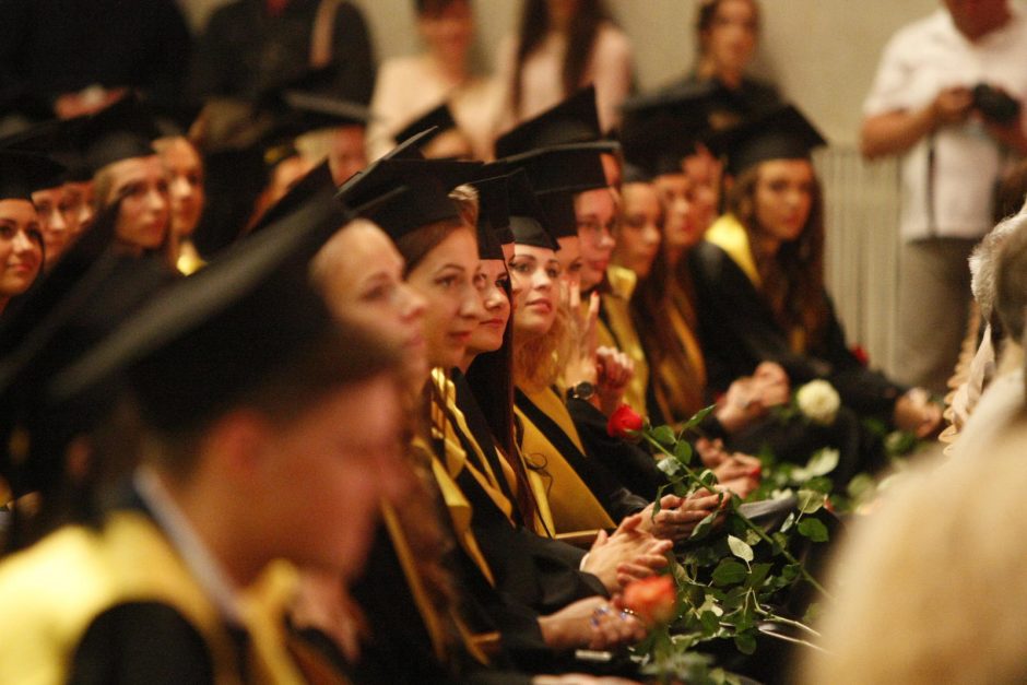 Uostamiestyje – diplomų įteikimo šventė