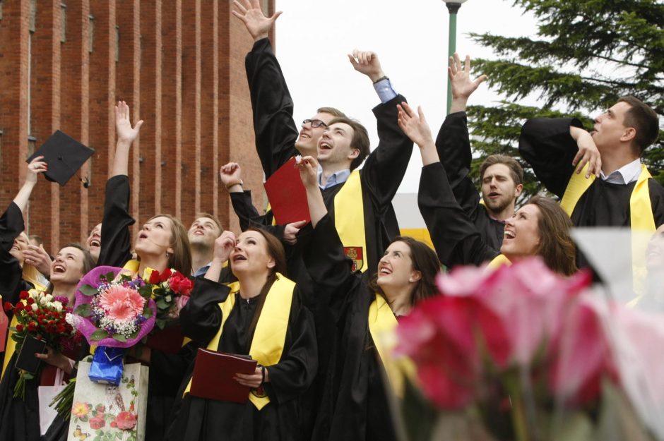 Uostamiestyje – diplomų įteikimo šventė